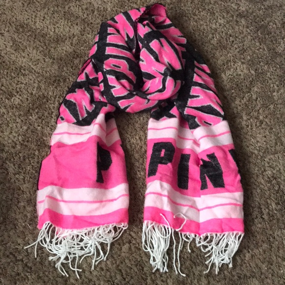 Lot of 2 Victoria’s Secret PINK Blanket Scarves - Picture 5 of 5